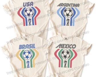 Koszulka retro z okazji Mistrzostw Świata w Piłce Nożnej | USA, Brazylia, Meksyk, Francja, Anglia, Hiszpania, Argentyna, Niemcy, Portugalia i inne. Komfortowe kolory