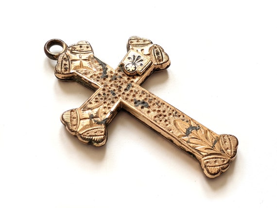 Antique Victorian Romantic Period gold filled cros