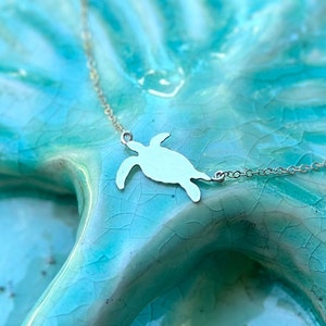 Hawaiian Sea Turtle Necklace •Honu in Sterling Silver or 14K gf