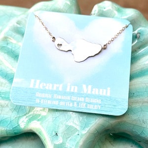 Corazón en Lahaina, Maui Un lugar especial en nuestros corazones con esta pieza aún más significativa en plata de ley o 14Kgf. imagen 4