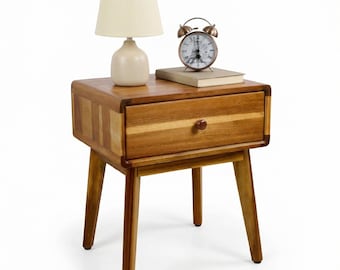 Mesita de noche pequeña de madera de acacia con cajón de 50 cm. Mesita de noche de madera, mesa auxiliar minimalista para dormitorio.