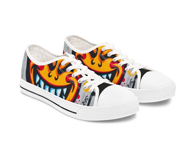 Evil Smile Graffiti Emoji Face Women's Low Top Sneakers | Street Art Graffiti Print