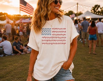 Vintage America Shirt, Floral American Flag, 4th Of July Shirt, Fourth Of July, Patriotic USA Gift, Women's Graphic Tee, USA Shirt