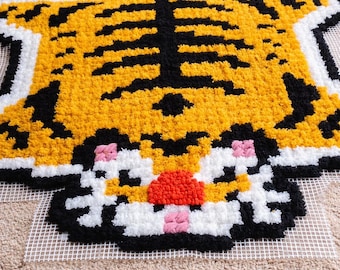 Tiger Pixel Teppich, Pixel Art Teppich, Handgemachter Tierteppich, Niedliches Raumdekor, Einzigartiger Bereich, Geschenkidee