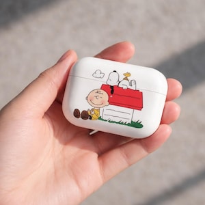 Peanuts Cartoon AirPods Case, Snoopy AirPods Cover, Charlie Brown AirPods Pro Case, Cute Cartoon Tech Accessory, Gift For Peanuts Fans