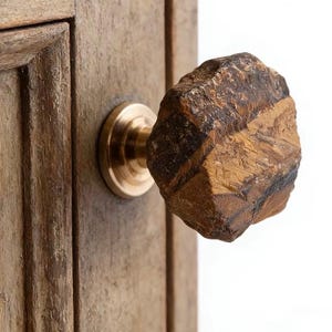 Sculptural Tiger Eye Stone Knob – Solid Brass Cabinet Pull, Natural Crystal Hardware, Luxury Drawer Handle, Artisan Furniture Accent