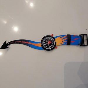 Swatch Hot Stuff - Etsy display picture 2