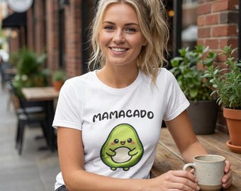 Mamacado T-Shirt für Mama, Lustiges Avocado Mama Shirt, Geschenk für Mutter, Muttertag Shirt, Süßes Kawaii T-Shirt, Mom Life Tee