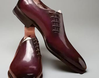 Scarpe Oxford in pelle color marrone fatte a mano: un classico abito formale