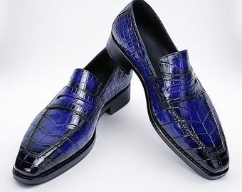 Mocassini in pelle stampata blu fatti a mano: scarpe eleganti da uomo esotiche