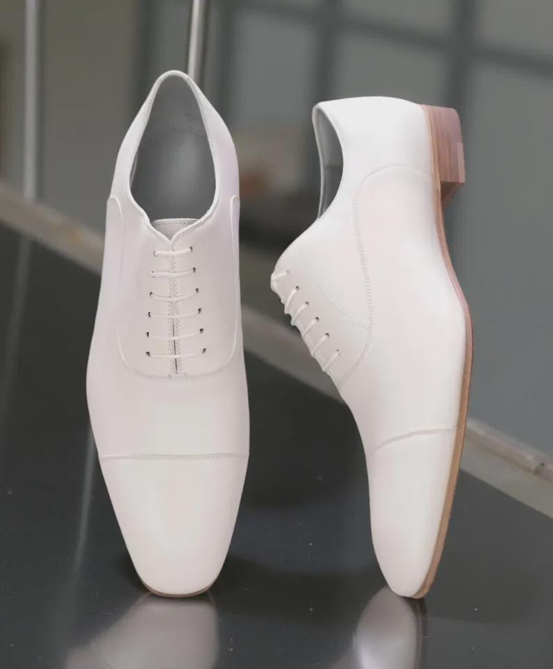white bottom dress shoes Matte Shoes, White / 12 making them perfect for work Girls Dress Shoes School Uniform