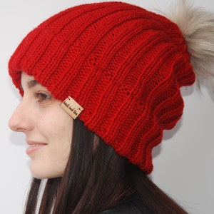 Bonnet souple, tuque souple parfait, bonnet souple avec pompon, bonnet souple côtelé, tuque souple côtelé