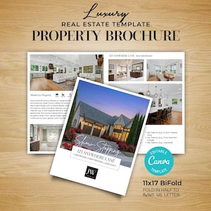 Op de afbeelding: Een sjabloon voor een vastgoedbrochure met bovenaan de woorden "Luxury Real Estate Template Property Brochure". De brochure bevat interieur- en exterieurfoto's van een huis, met de tekst "Show-Stopping" en "123 Anywhere Lane".