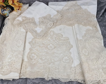 Museum Quality Antique Spanish Bobbin Lace Bedding Set - Handmade Encaje de Bolillos - 1950s Fine Linen Sheet & 3 Pillowcases -Rare Heirloom