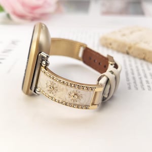 Correa para reloj Fitbit, Versa 3/4 Sense/Sense 2, correa de cuero vintage con estampado de sol, correas metálicas para smartwatch Fitbit para mujer
