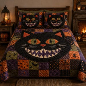 Halloween Black Cat Quilt Set, Spooky Patchwork Bedding, Gothic Cheshire Cat Bedspread, Witchy Fall Bedroom Decor