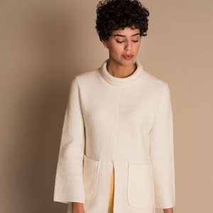 Ecru Sweater with pockets in merino wool image 1