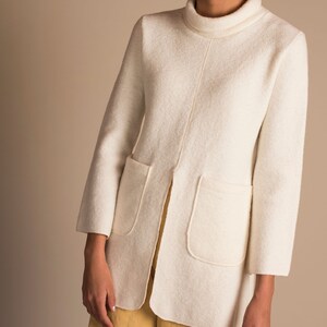 Ecru Sweater with pockets in merino wool image 3