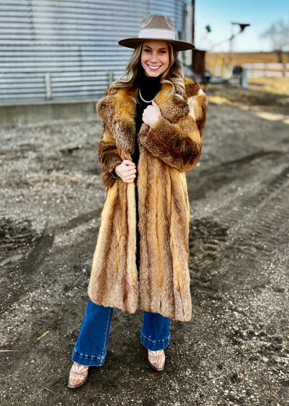 Red Mink Coat - Etsy Canada display picture 2