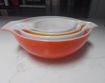 Set von FREUNDSCHAFT Cinderella Pyrex Nesting Bowl Set - Vintage 1970er Jahre