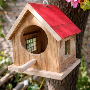 Anti-Corrosion and  Rain-Proof Nesting Box for Parrots & Songbirds
