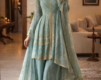 Designer Blue Kurti Sharara mit Dupatta für Frauen Fertig, Ethnic Silk Kurti Anzug für Frauen 3-teilig, Partywear Salwar Kameez für Frauen, Blau