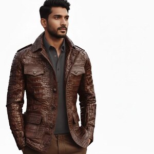 Geprägte Krokodillederjacke für Herren, handgefertigte Alligator-Texturjacke, Echtledermantel, Designerjacke im exotischen Stil