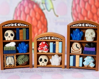 Bookshelf Clicker Fidget | Mini Shelf Clicker or Keychain | Cozy 3D Printed Desk Toy