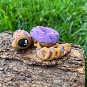 Custom Donurtle Fidget Toy - Donut Turtle in Multi-Colors - Articulated Sensory Toy - Made to Order