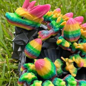 Easter Egg Dragon Fidget - Articulated Dragon with 3 Matching Eggs - Spring Gift - Made to Order