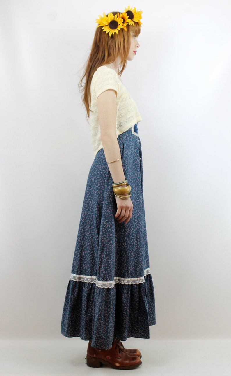 Vintage 70s Gunne Sax Blue Floral Maxi Skirt XXS 24 Gunne Sax Skirt Hippie Skirt Hippy Skirt Boho Skirt Blue Floral Skirt Festival Skirt image 4