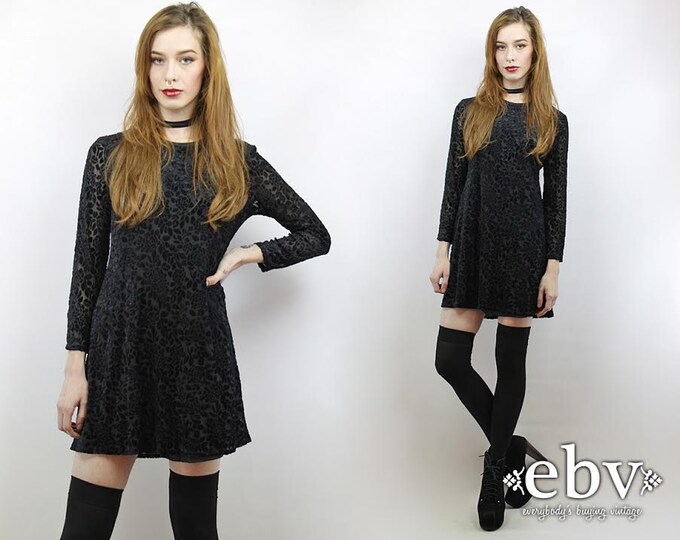 Grunge Burnout Look: Edgy Style for Exhausted Creatives