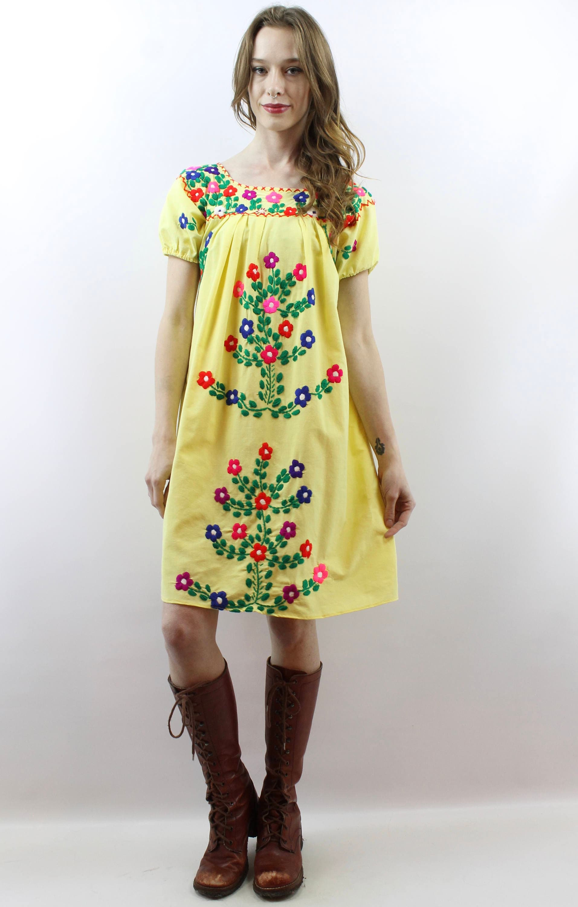 yellow dress embroidery