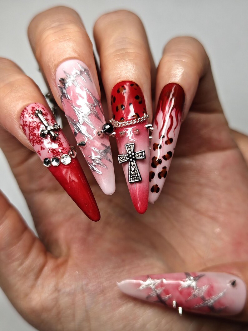 May include: A rustic wooden sign with the text "Welcome to our porch" in white lettering. The sign has a distressed finish and a simple, inviting design, suitable for outdoor decoration.