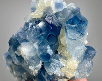 750 pezzi unici ed estremamente rari! Celestina naturale incisa con grappolo di calcite, esemplare da collezione/esposizione in Afghanistan.