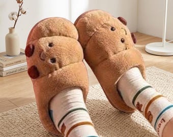 Croissant Plush Slippers: Cozy Indoor/Outdoor House Shoes