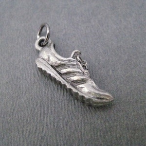TEN (10) Pewter RUNNING SHOE Charms - Run Shoe Charm - 8mmx22mmx3mm 3D ...