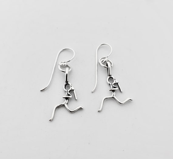 Petite Gold Leaf earrings medium, 14k & sterling silver — Laurel's Bench,  Fine Handcrafted Jewelry