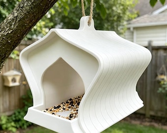 Comedero colgante moderno y curvo para pájaros / Comedero minimalista impreso en 3D, resistente a la intemperie, elegante para patios y balcones.