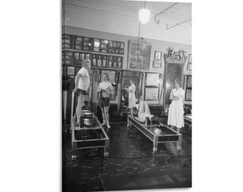 Vintage Pilates Ihrer Wahl Leinwand Druck, Übung Kunst