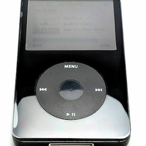 Apple iPod 5th Generation 30GB MP3 Player Black Excellent Refurbished - PERFECT