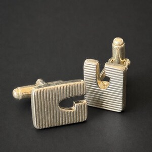 GUCCI カフリンクス イタリア製 Gロゴ シルバー製 ヴィンテージ Gucci G Logo Ribbed Sterling Silver Cufflinks Vintage Geometric