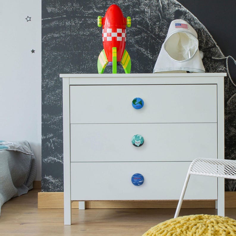 Space planet Drawer Knobs Pulls, Astronaut Cabinet Handle, Unique Kids room Knobs Hardware image 13