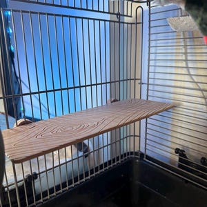 Plataforma grande para jaula de mascotas con textura de madera: accesorio impreso en 3D para ratas, ratones y hámsteres.