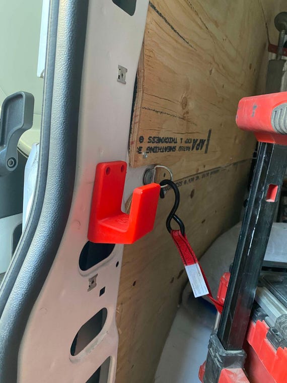 Milwaukee Packout Rolling Toolbox Wall Holder