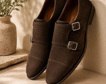 Braune Wildleder-Doppelmonk-Schuhe, handgefertigte Lederschuhe für festliche Anlässe, formelle Hochzeiten