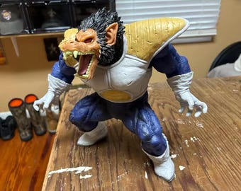 Dragon Ball Z Oozaru Vegeta Figure – Great Ape Collectible, Action Doll for DBZ Fans & Collectors