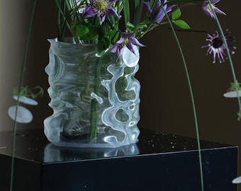 Sanno -  Sculptural Modern Amber 3D Printed Vase