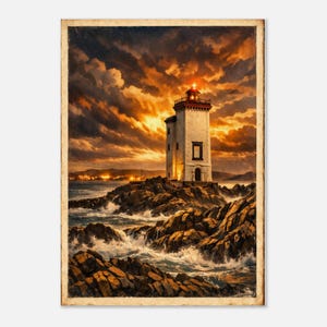 Könnte beinhalten: Ein Vintage-Druck eines Leuchtturms an einer felsigen Küste bei Sonnenuntergang. Der weiße Leuchtturm mit rotem Licht steht vor einem Himmel aus orangefarbenen und dunklen Wolken. Wellen schlagen gegen die Felsen.