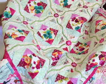 Floral Patchwork Quilt with Appliqué Sash